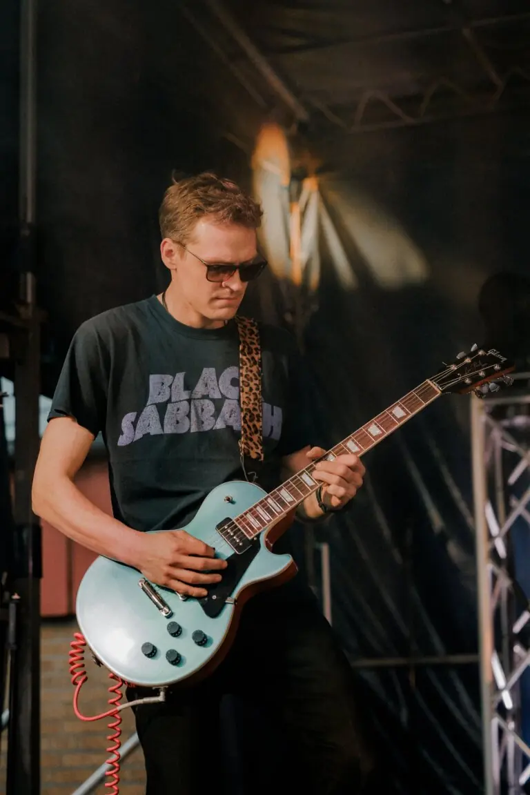 Hot Lizards live