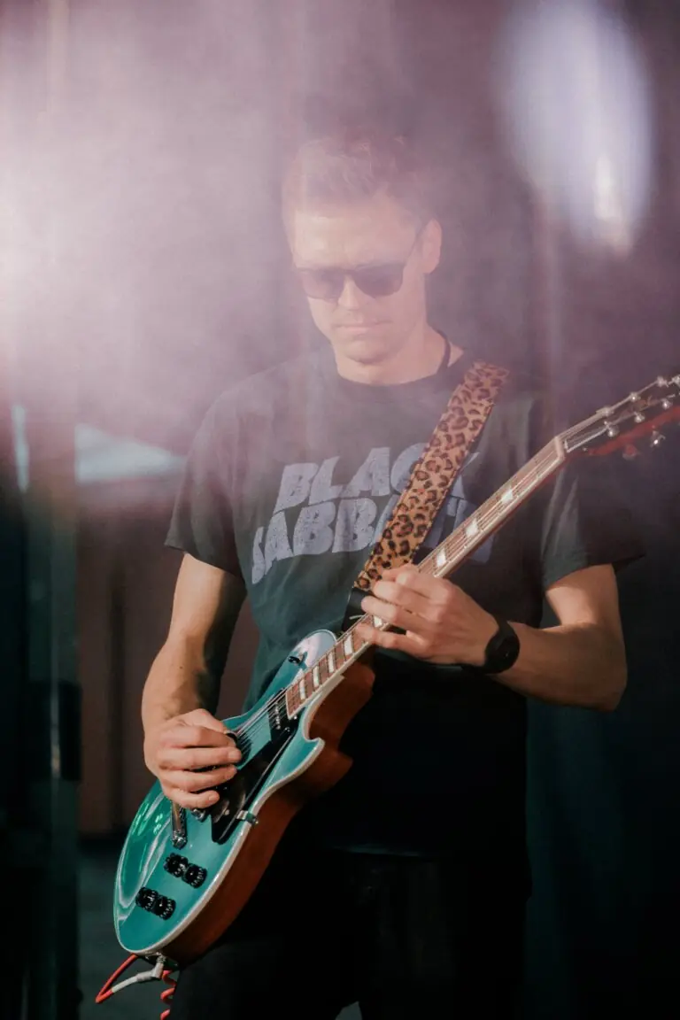 Hot Lizards live